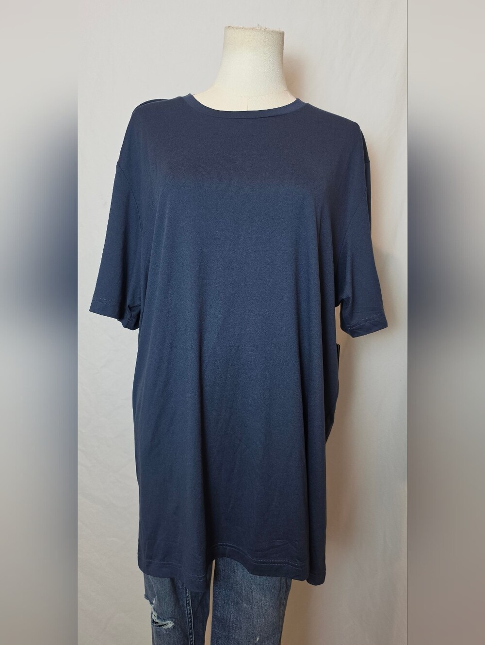 NWT Travis Mathew Navy Risk Taker Tshirt, Size XL